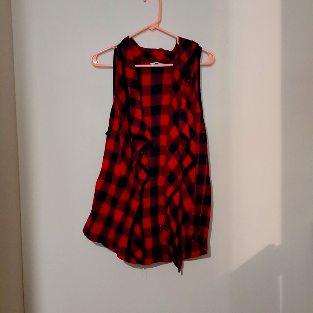 Blk/Red Checker Vest